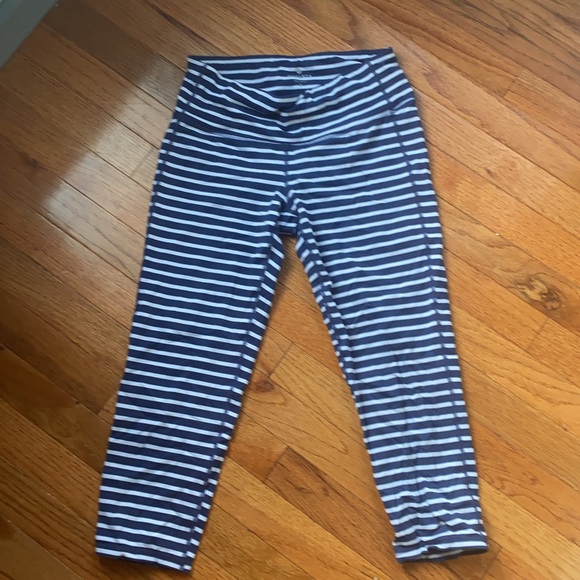 Athletes cropped leggings - Picture 1 of 1